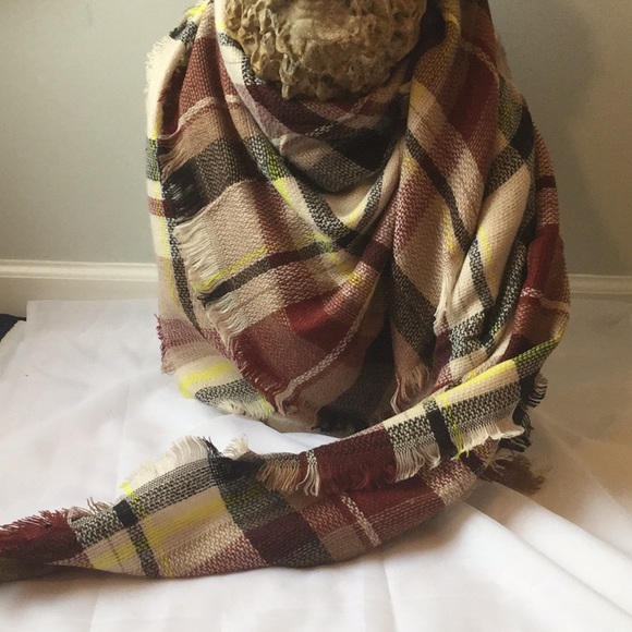 Winter Scarf For Womens - Picture 3 of 4